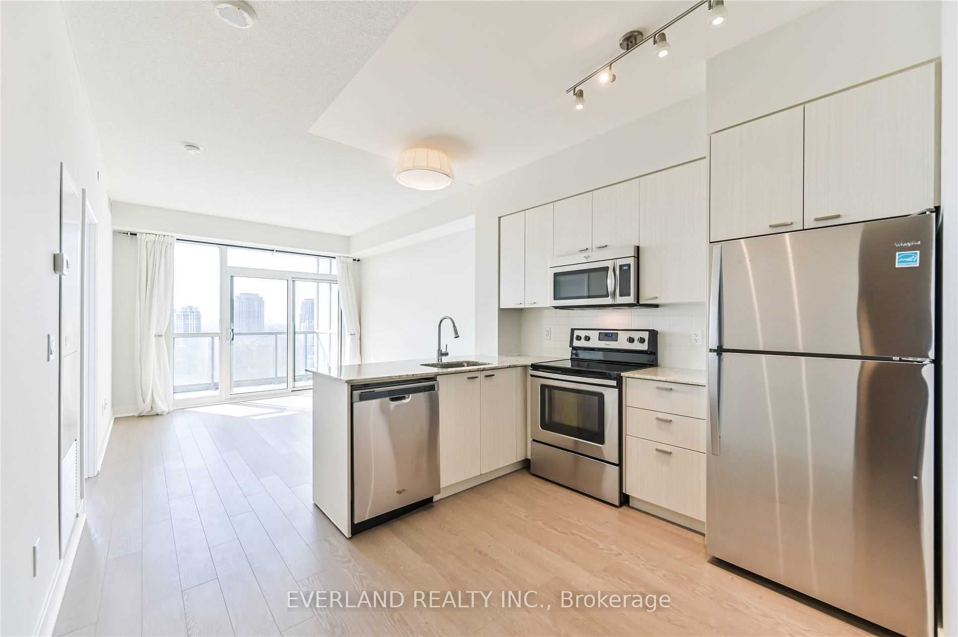 88 Sheppard Avenue E 1803