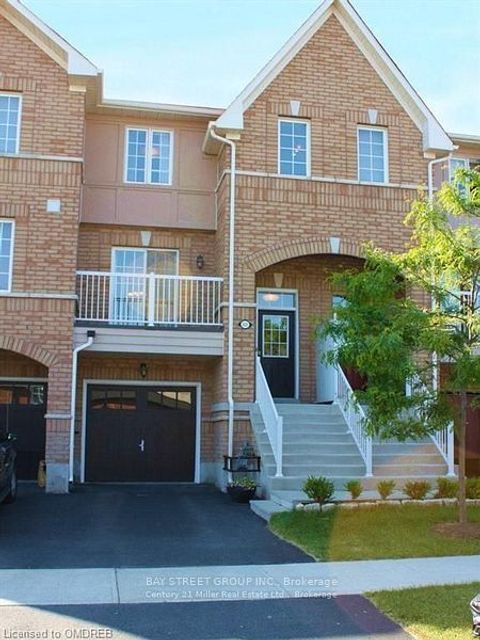 2321 Saddlecreek Crescent Oakville ON L6M 5J7