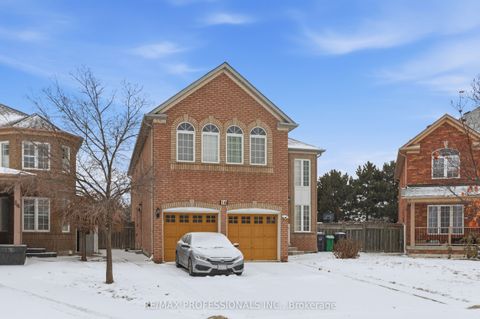 16 Moss Creek Court Lower Brampton ON L6R 2S3