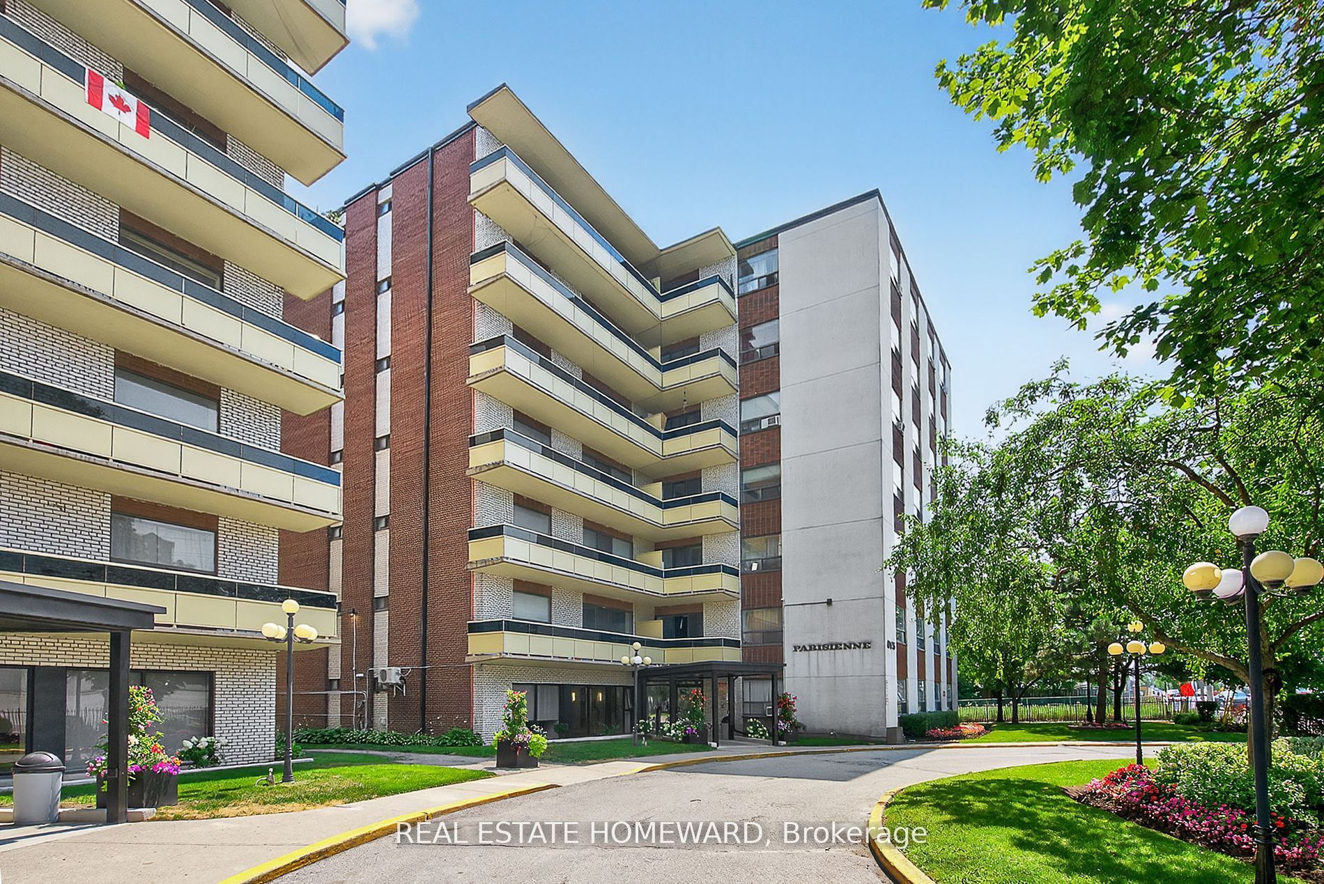 915 Midland Avenue 708