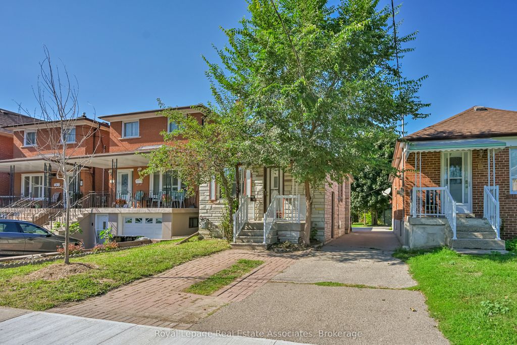 Photo of 20 East Drive, Toronto, ON M6N 2N7 (MLS # W12972198)