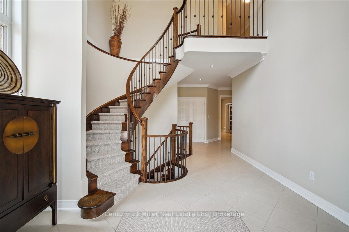 2394 Robmar Drive