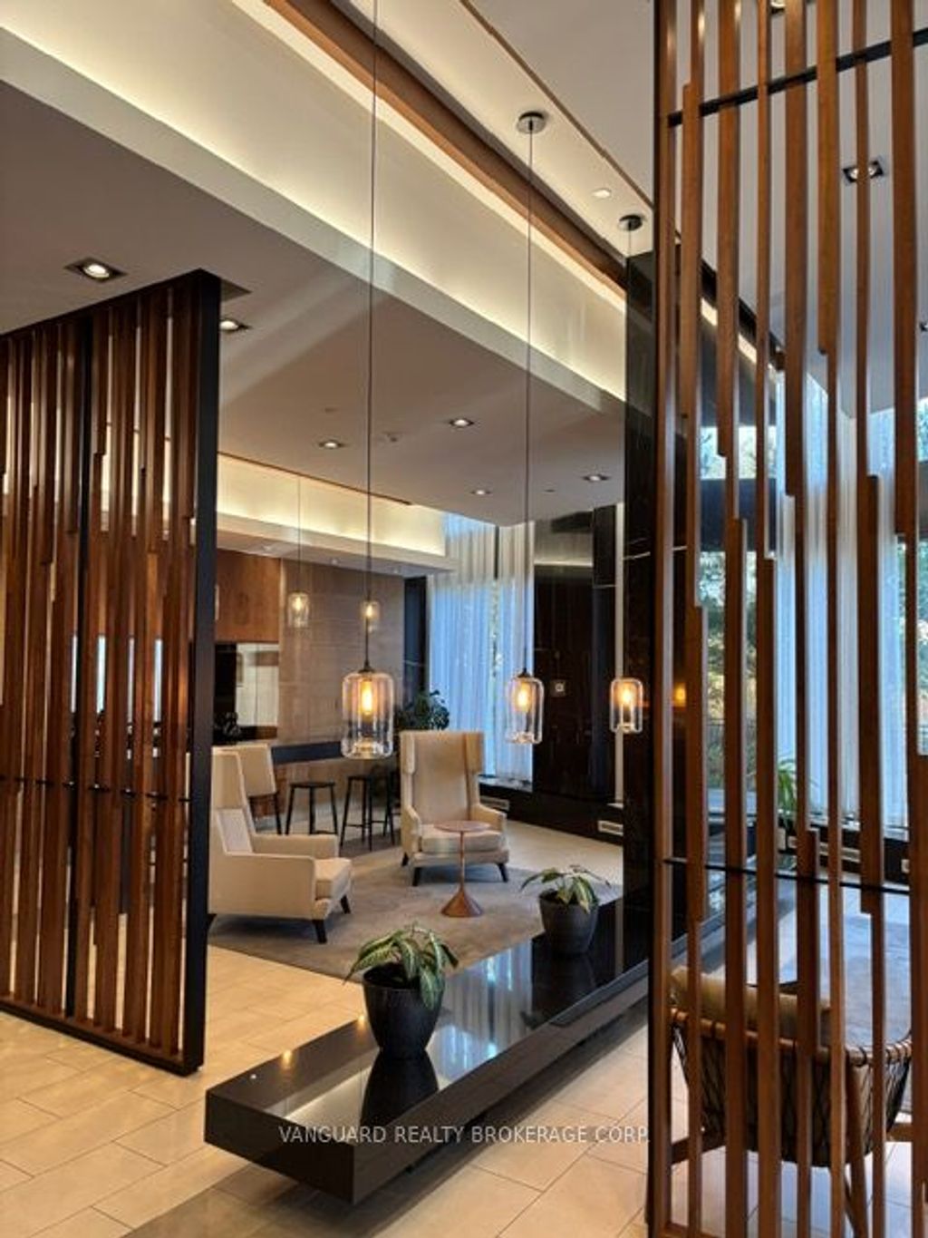 Photo of 160 Vanderhoof Avenue #1916, Toronto, ON M4G 0B7 (MLS # C12538392)