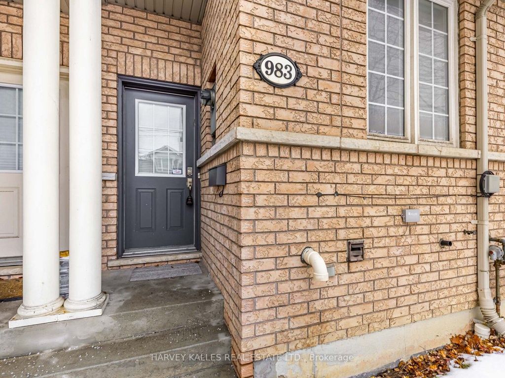 Photo of 983 Roselawn Avenue, Toronto, ON M6B 4M9 (MLS # W12675606)