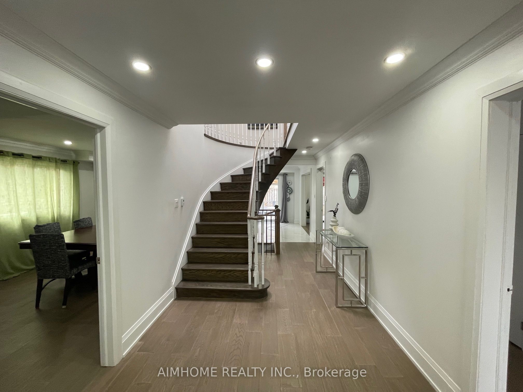 166 Fincham Avenue Main
