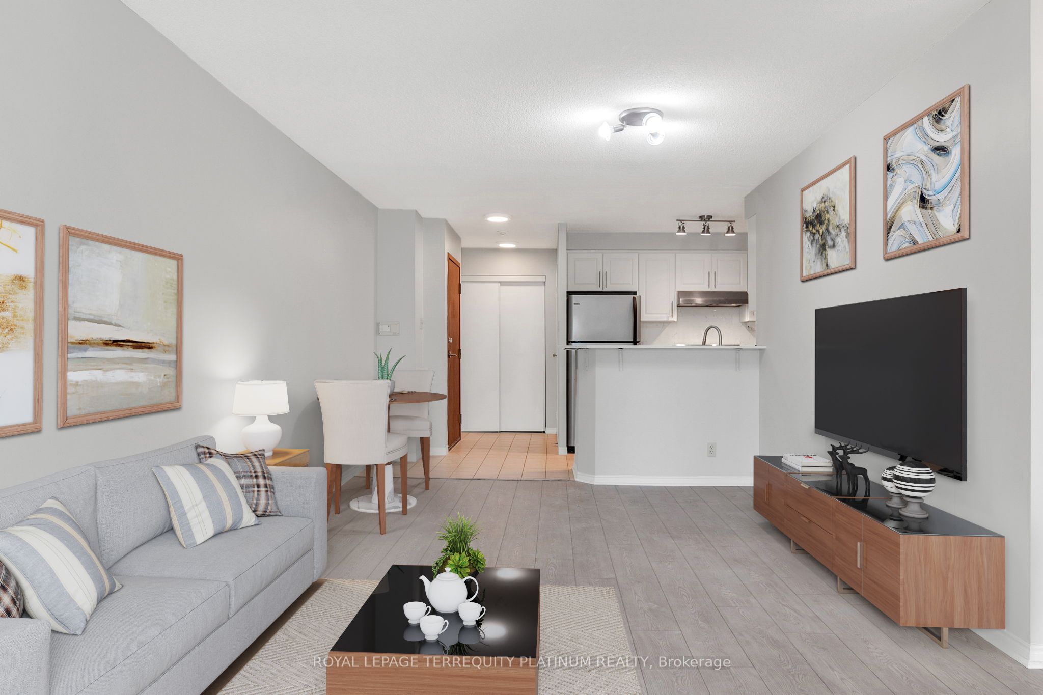 10 Yonge Street 1008
