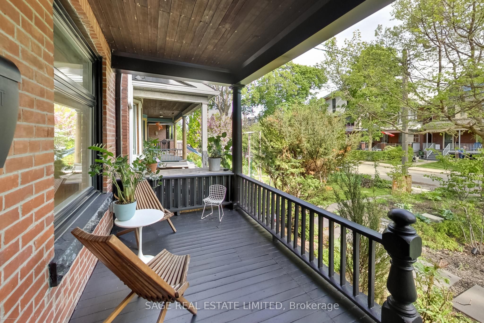 88 Galley Avenue
