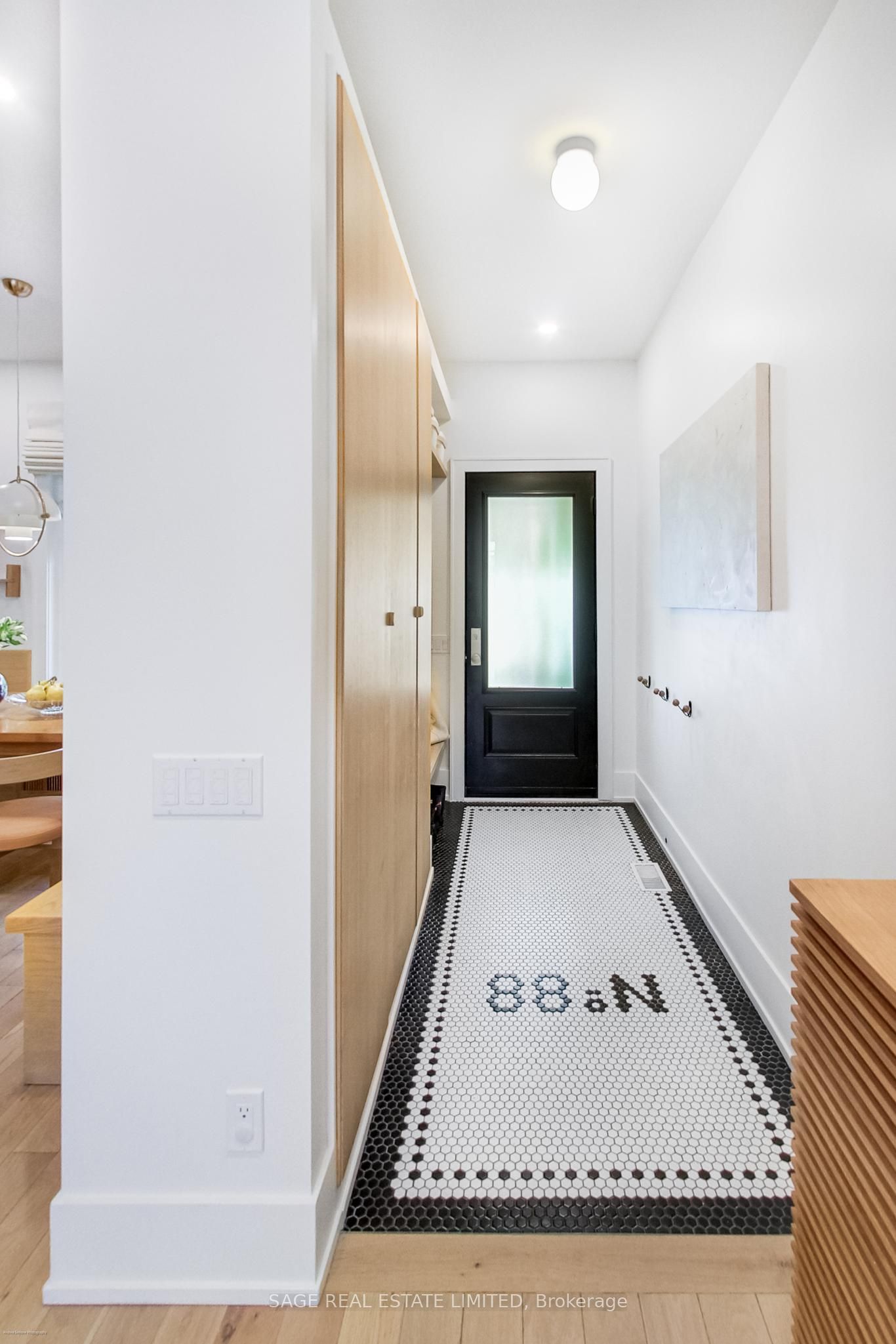 88 Galley Avenue