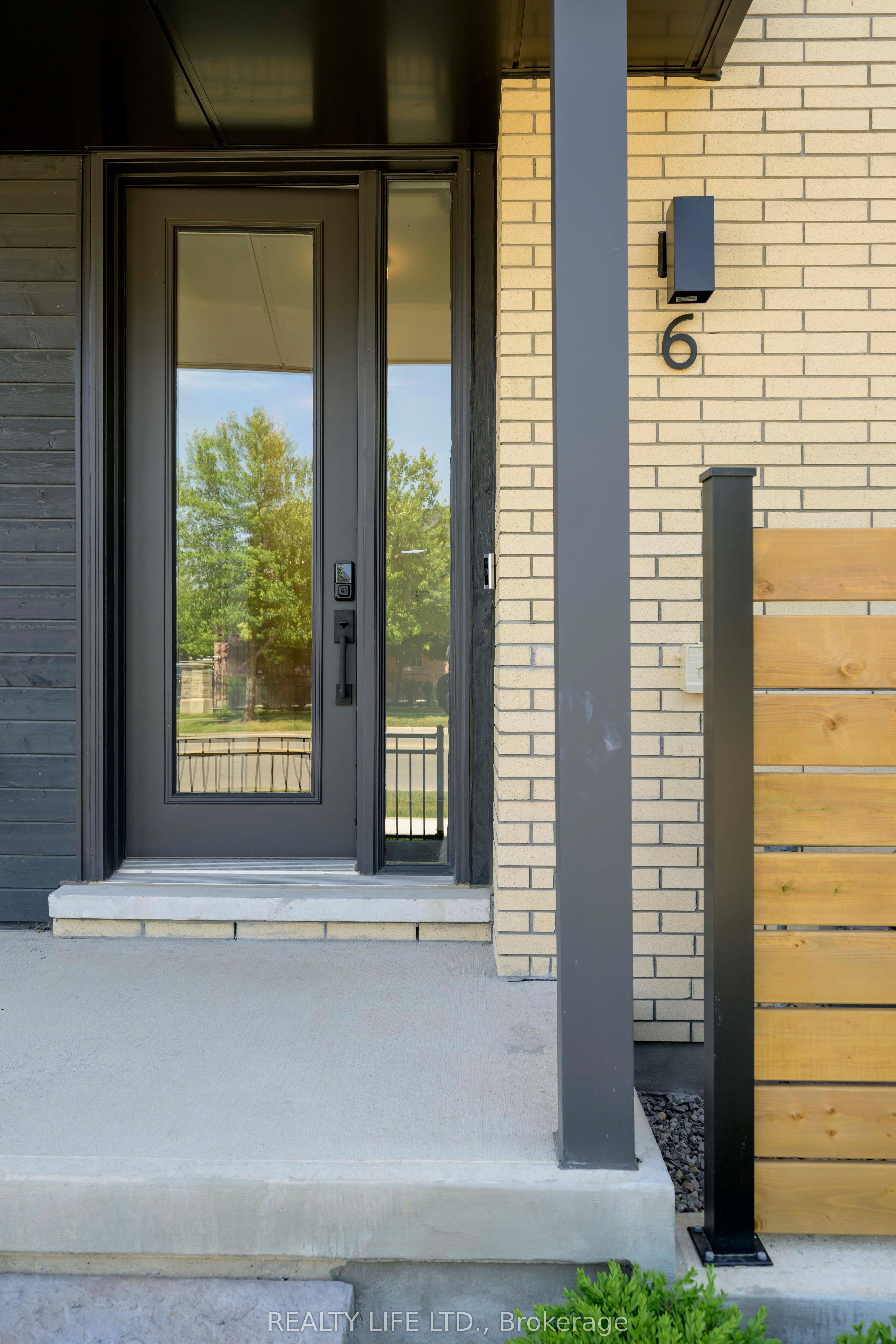 2273 Turnberry Road 6