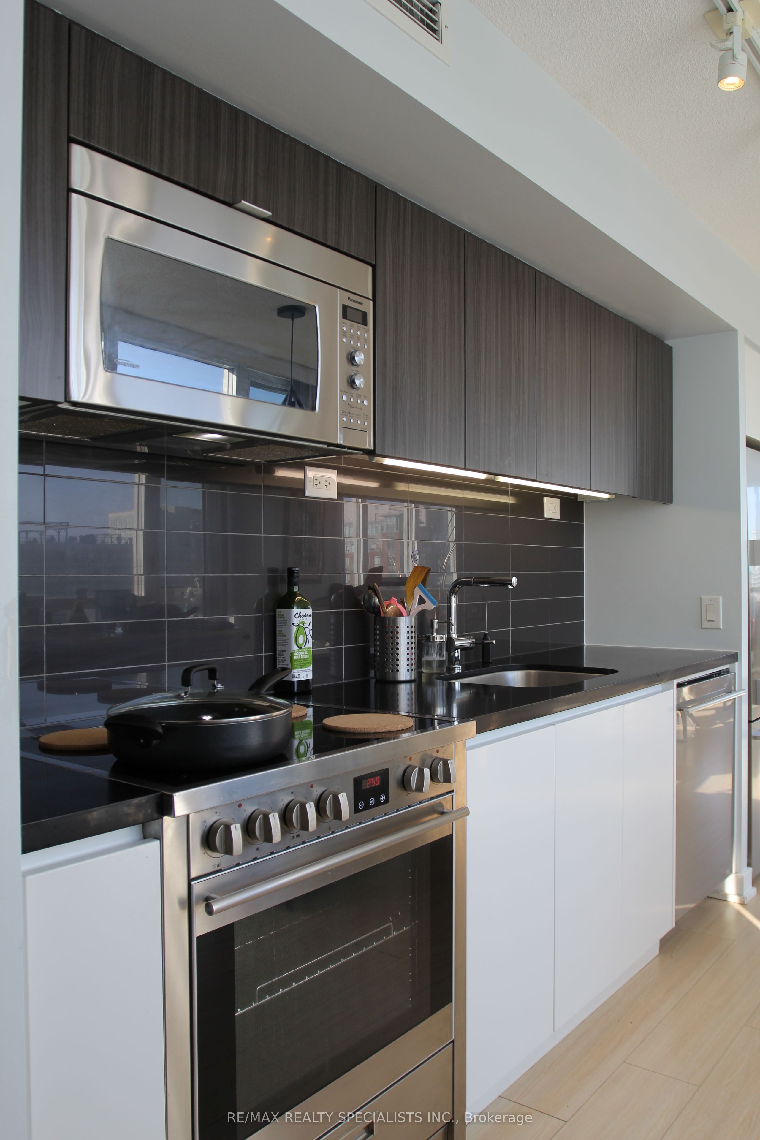 75 Queens Wharf Road 707