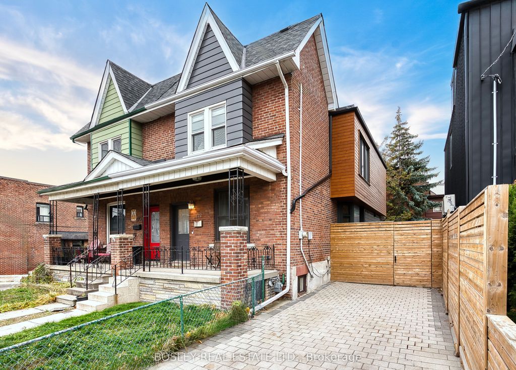 Photo of 172 Gladstone Avenue, Toronto, ON M6J 3L4 (MLS # C12550886)