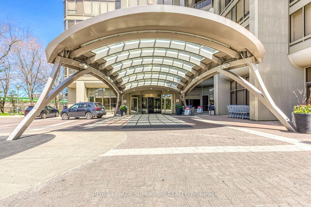 Photo of 2045 Lakeshore Boulevard W #2011, Toronto, ON M8V 2Z6 (MLS # W12896316)