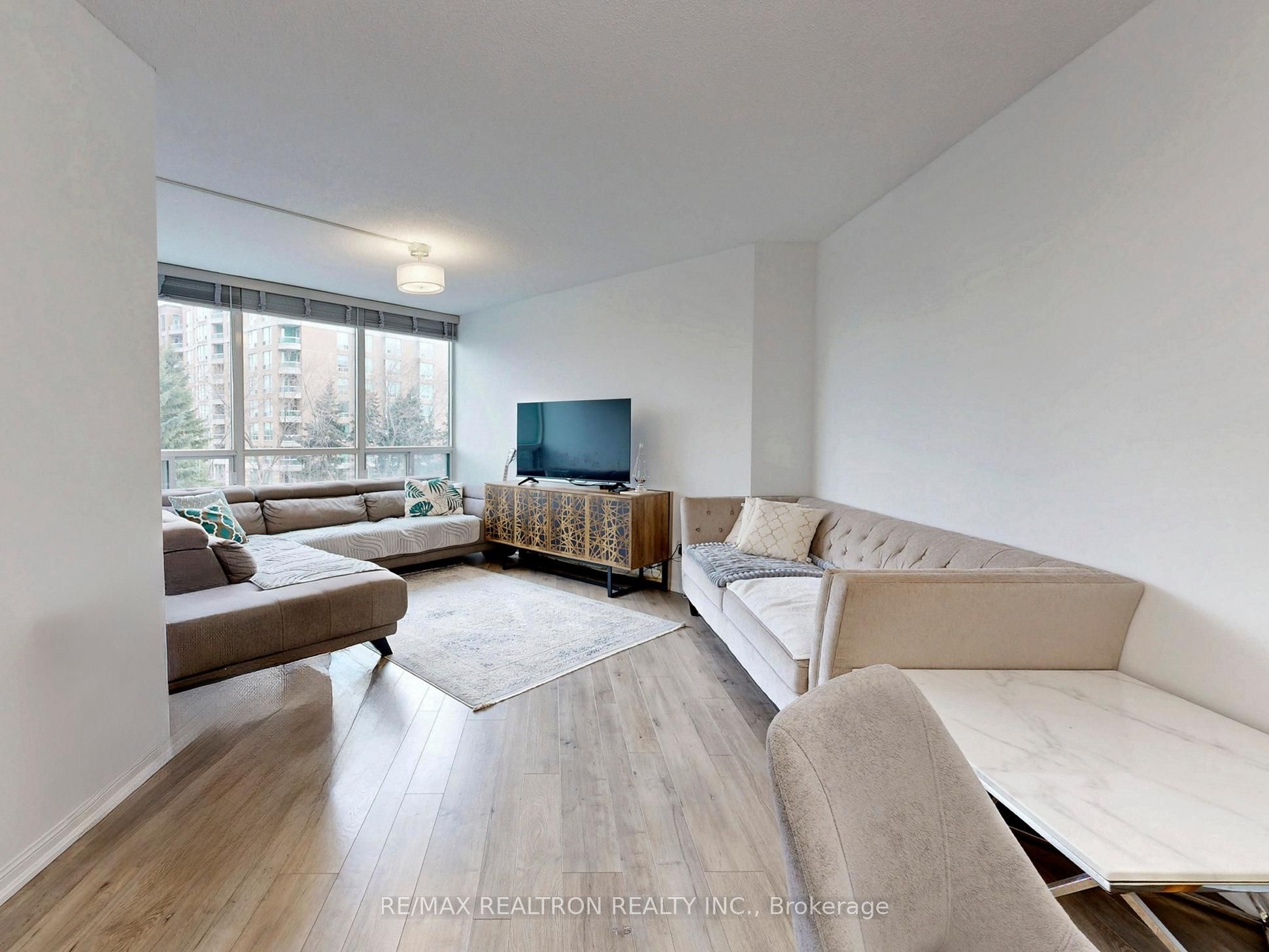 120 Promenade Circle 406