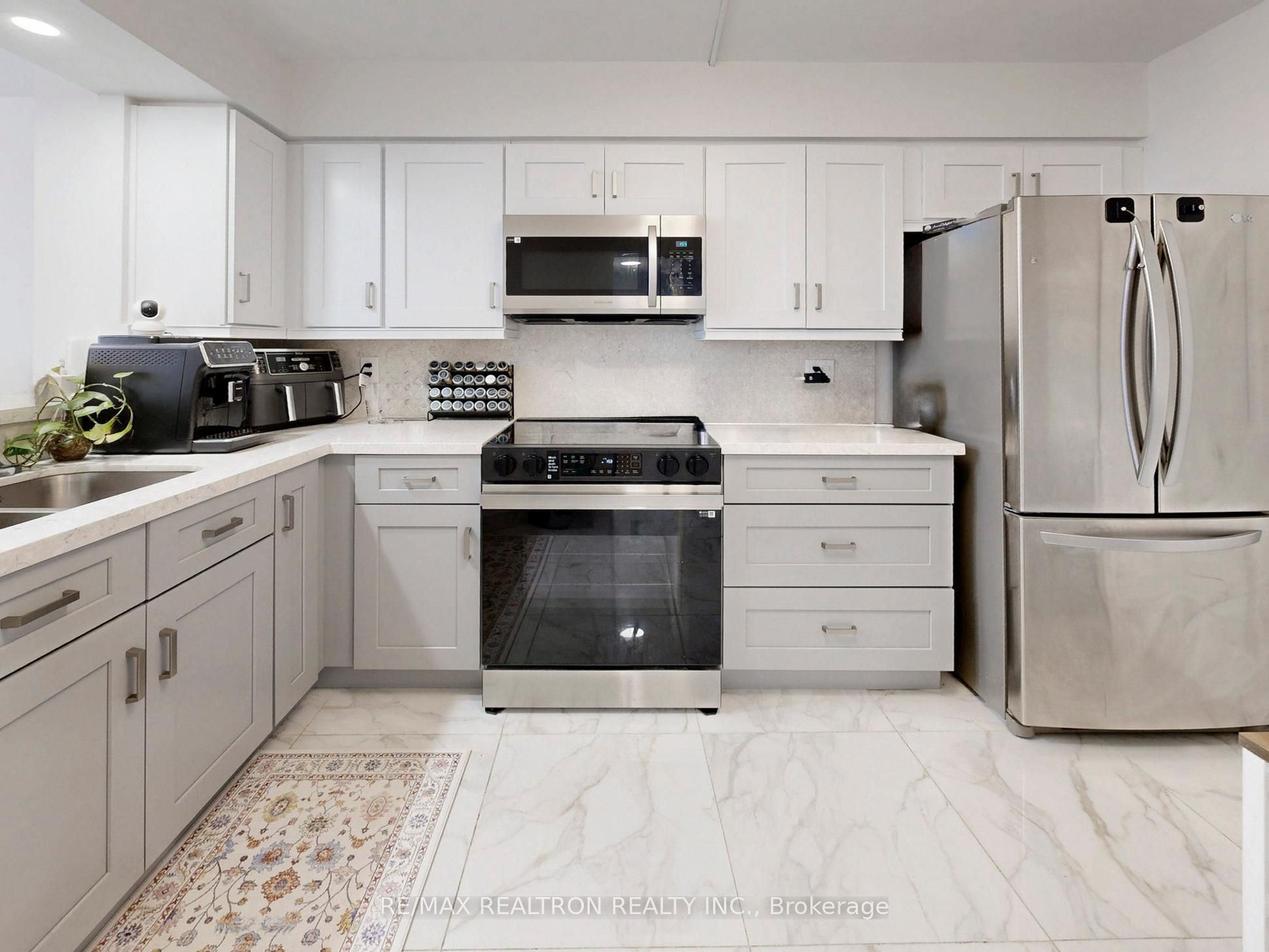 120 Promenade Circle 406