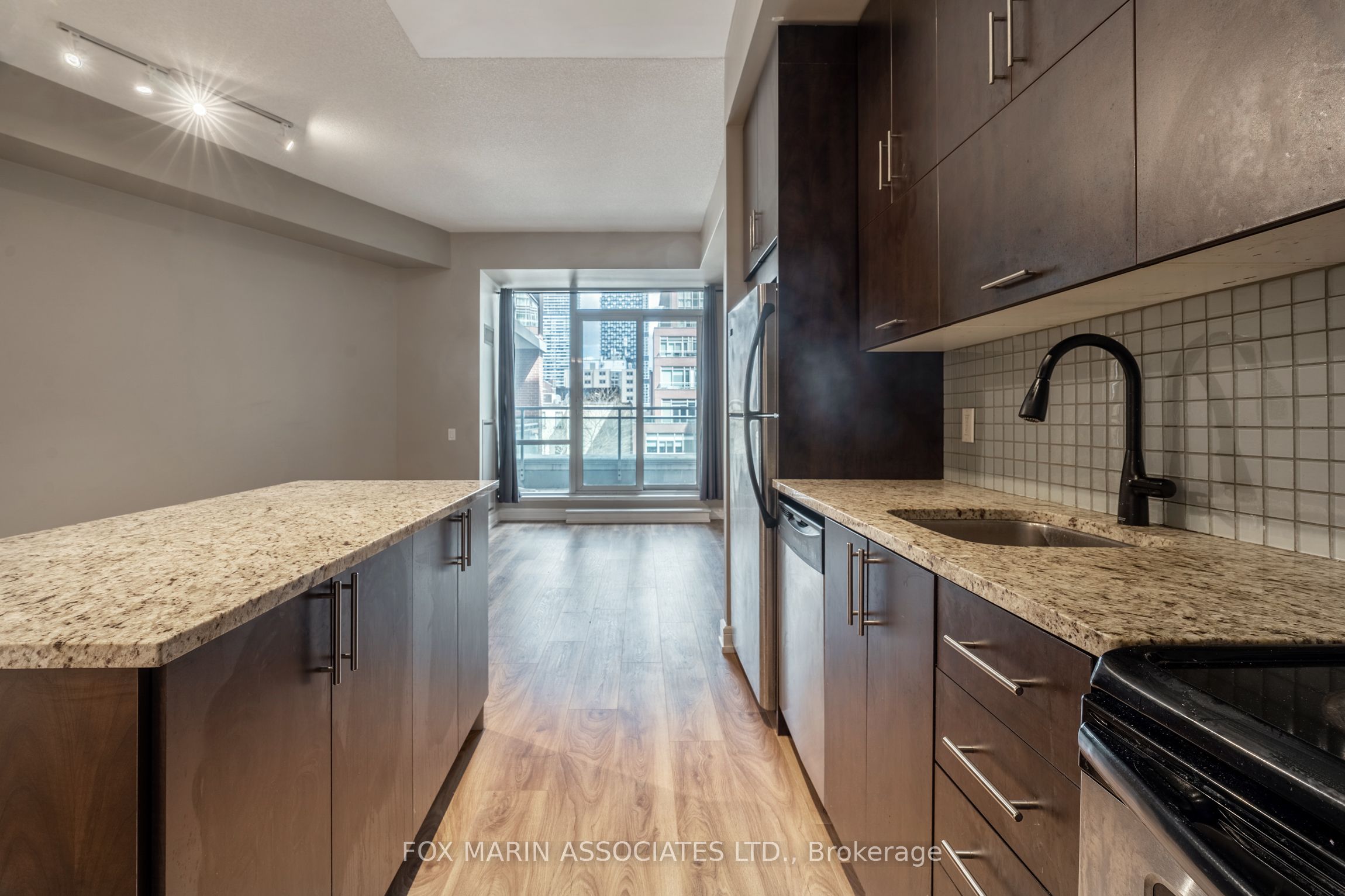 112 George Street 403