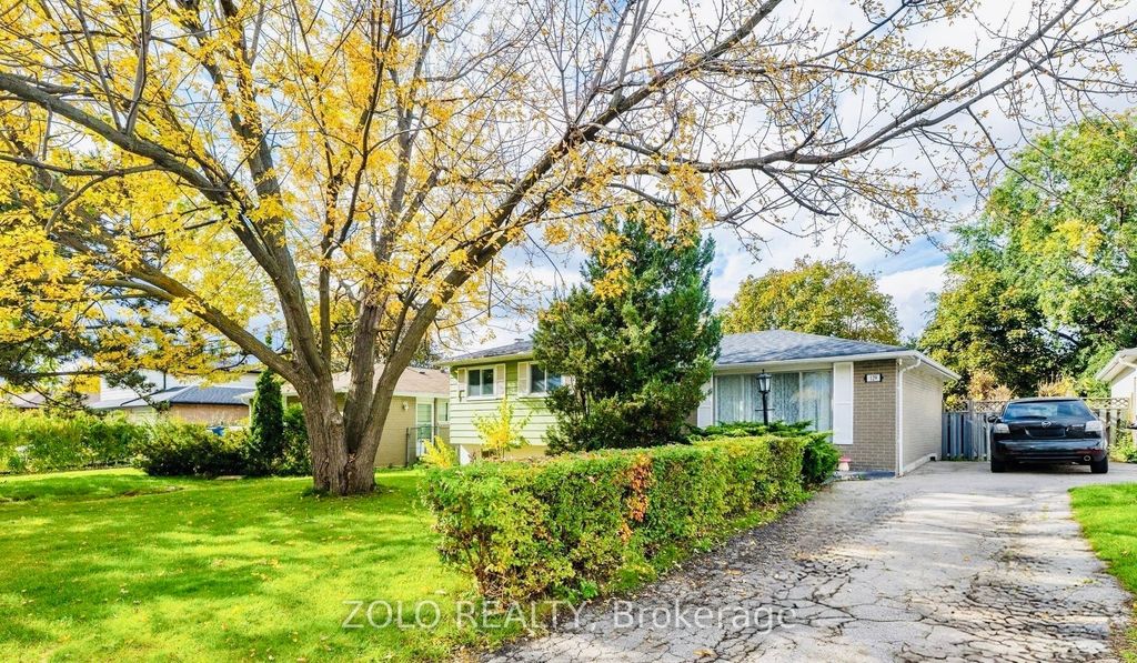 Photo of 129 FOLKSTONE Crescent, Brampton, ON L6T 3M6 (MLS # W12785960)