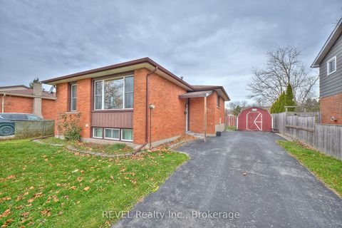Property photo of 7067 centennial street, niagara falls, ON l2g 2z2