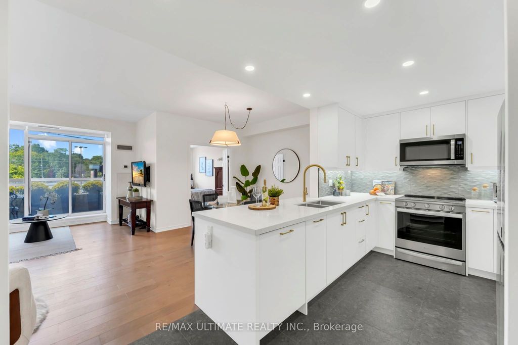 Photo of 1750 Bayview Avenue #209, Toronto, ON M4G 4H6 (MLS # C12404219)
