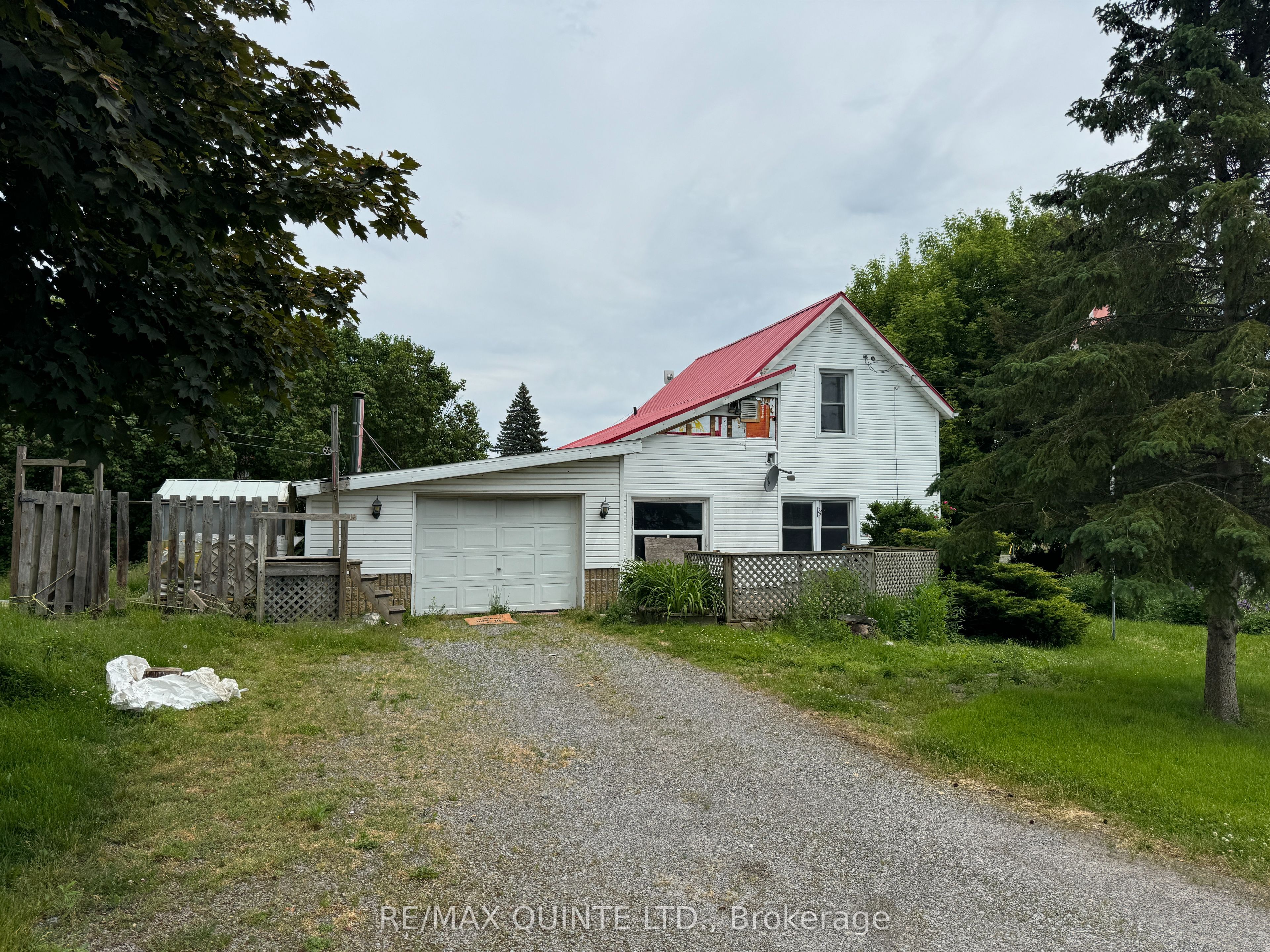 Photo 1 of 21 — 801 Old Highway 2 N/A, Quinte West, ON K8V 5P5