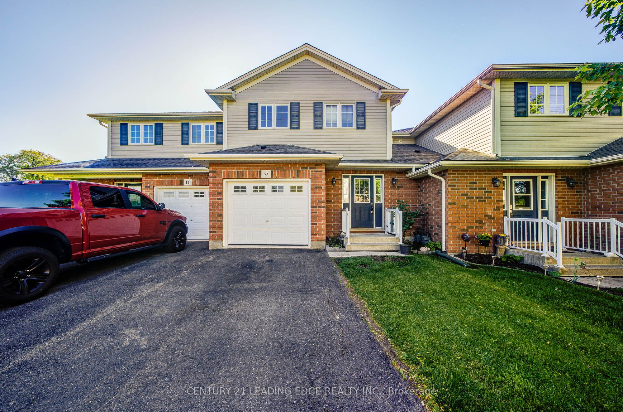 Photo 1 of 49 — 124 College Street 9, West Lincoln, ON L0R 2A0