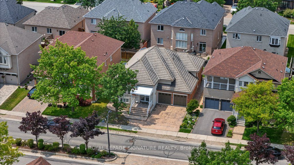26 Saint Clare Boulevard
