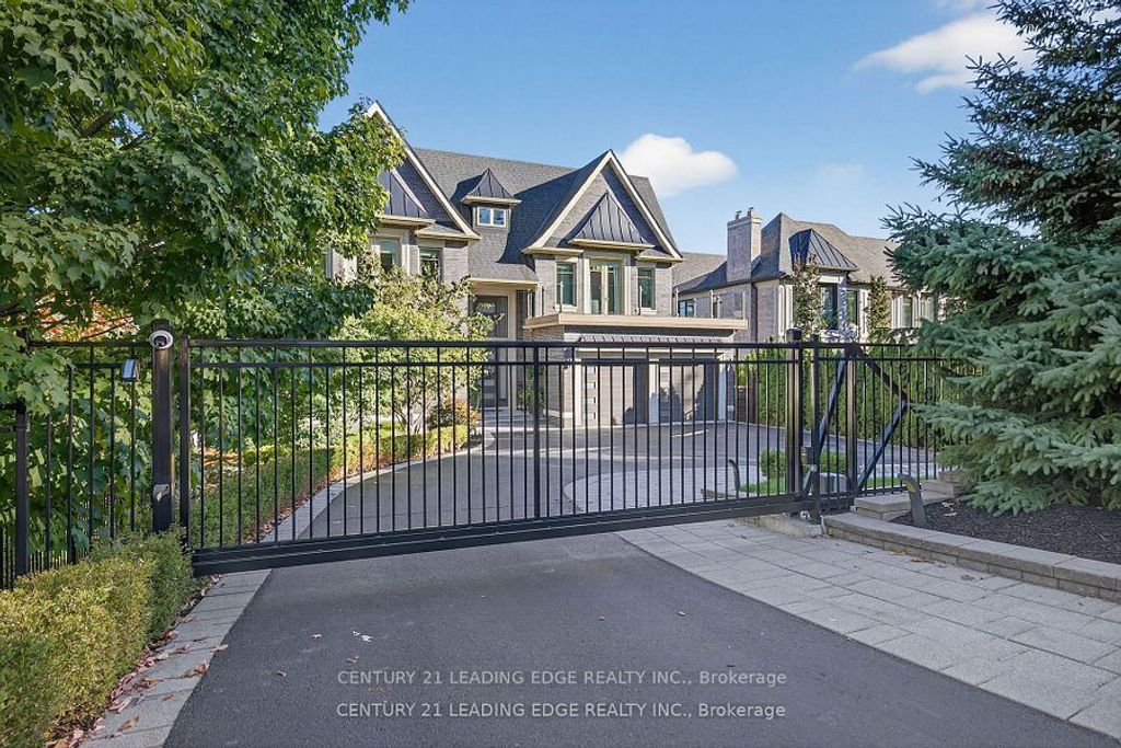 Photo of Toronto, ON M9A 3G7 (MLS # W12595702)