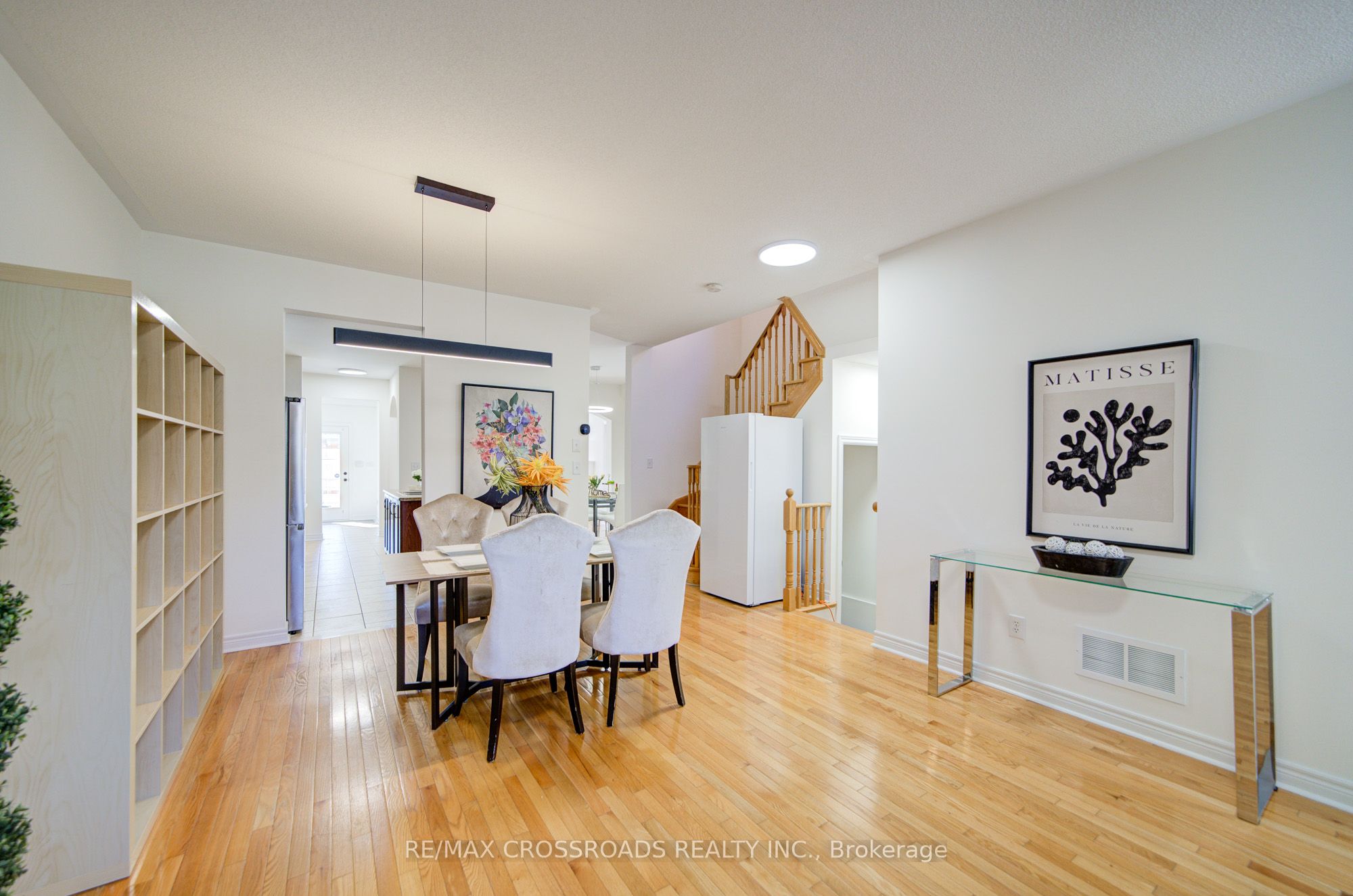 85 Shady Oaks Avenue