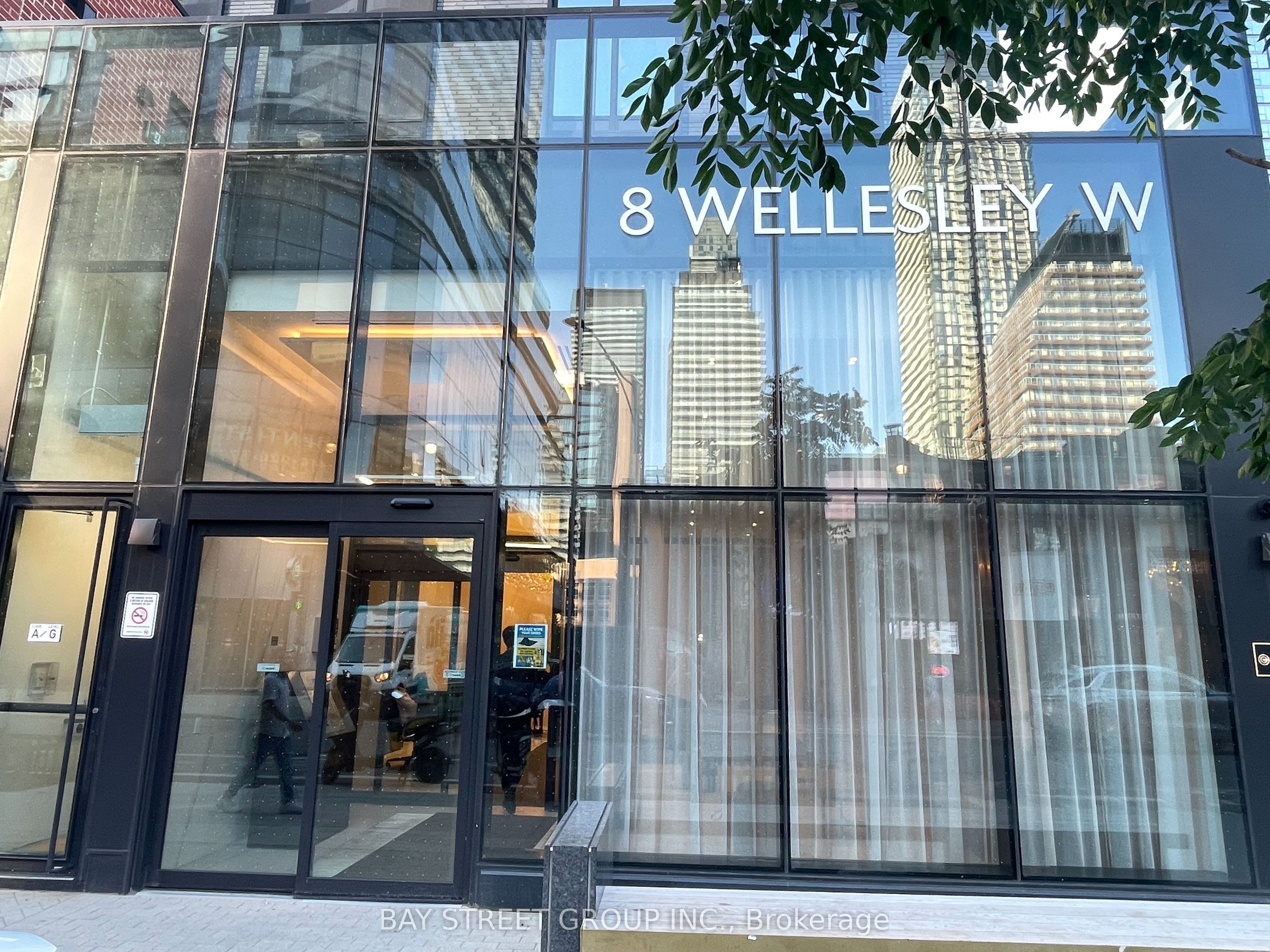 8 Wellesley Street W 4009