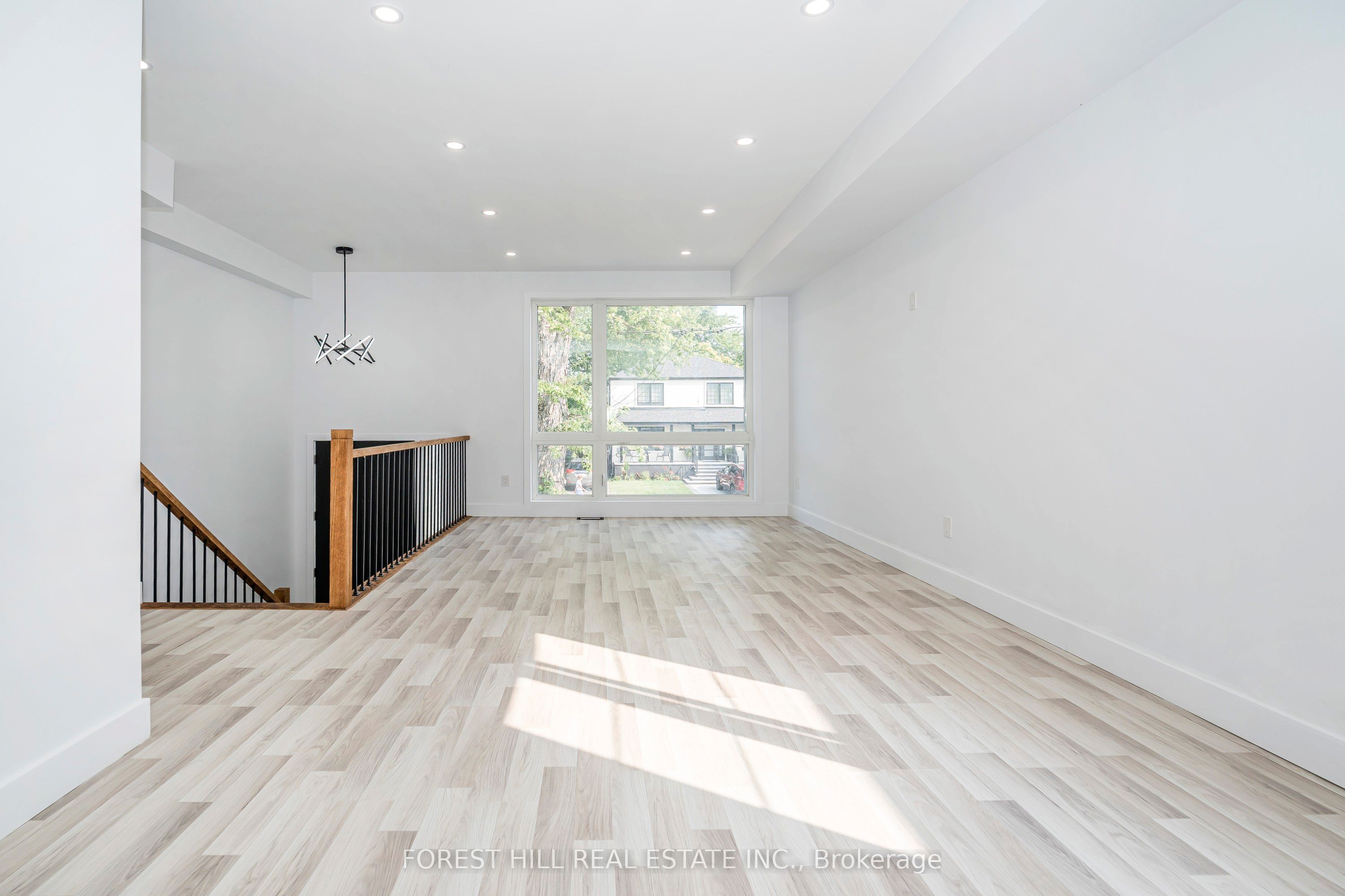 19 Simpson Avenue