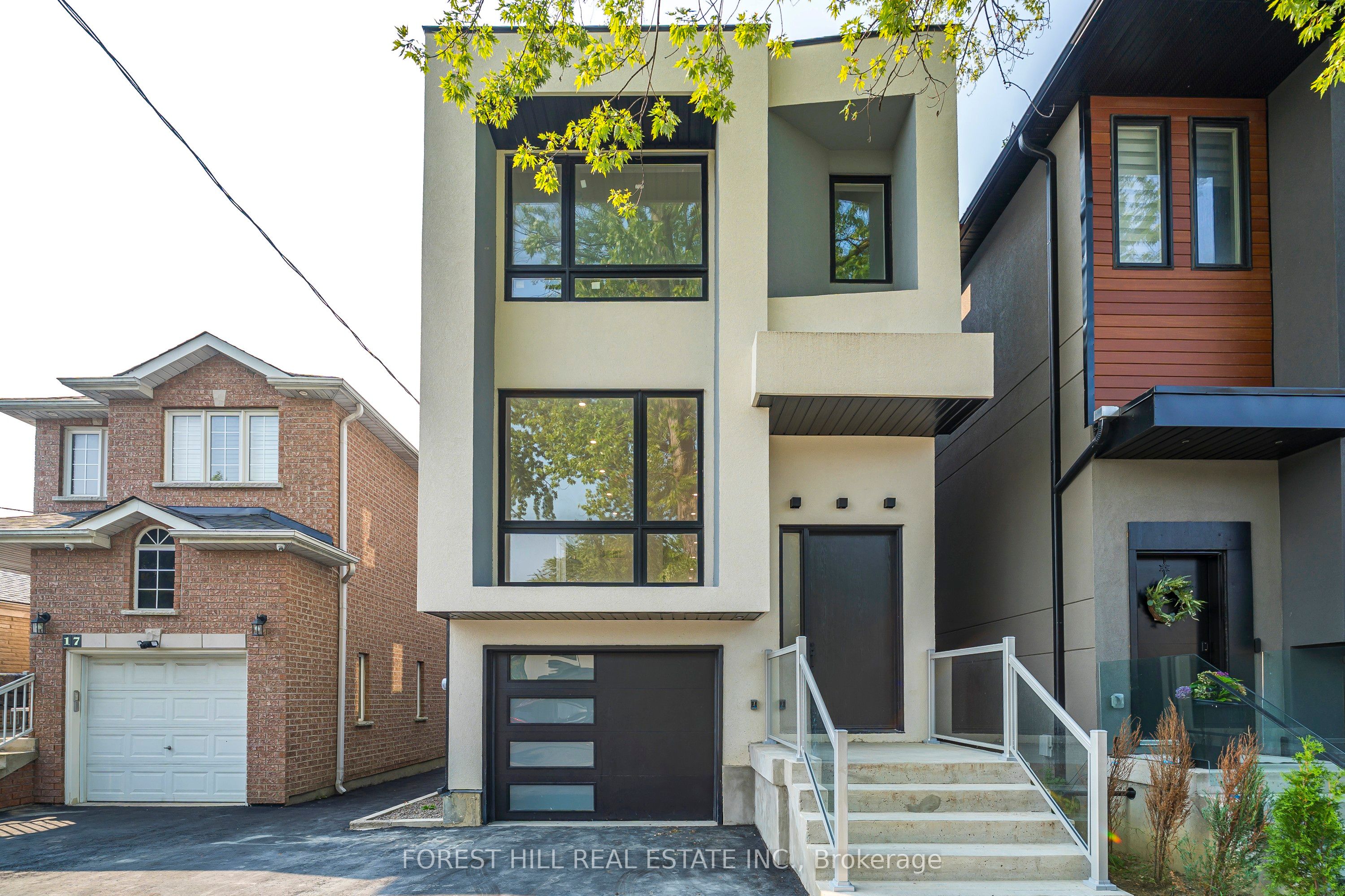 19 Simpson Avenue