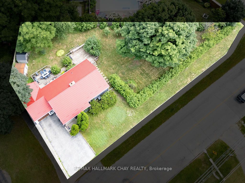 Photo of 325 Innisfil Street, Barrie, ON L4N 3G4 (MLS # S13232320)