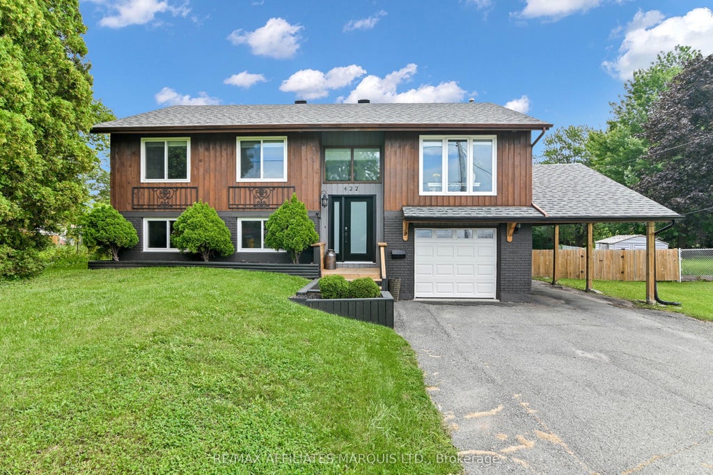 Photo of 422 HILBERT Avenue, Cornwall, ON K6K 1H5 (MLS # X13713468)