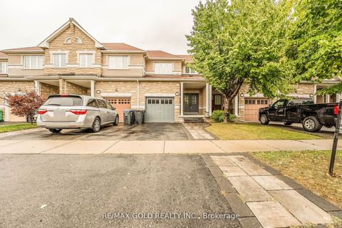 5195 Angel Stone Drive Mississauga ON L5M 0L5