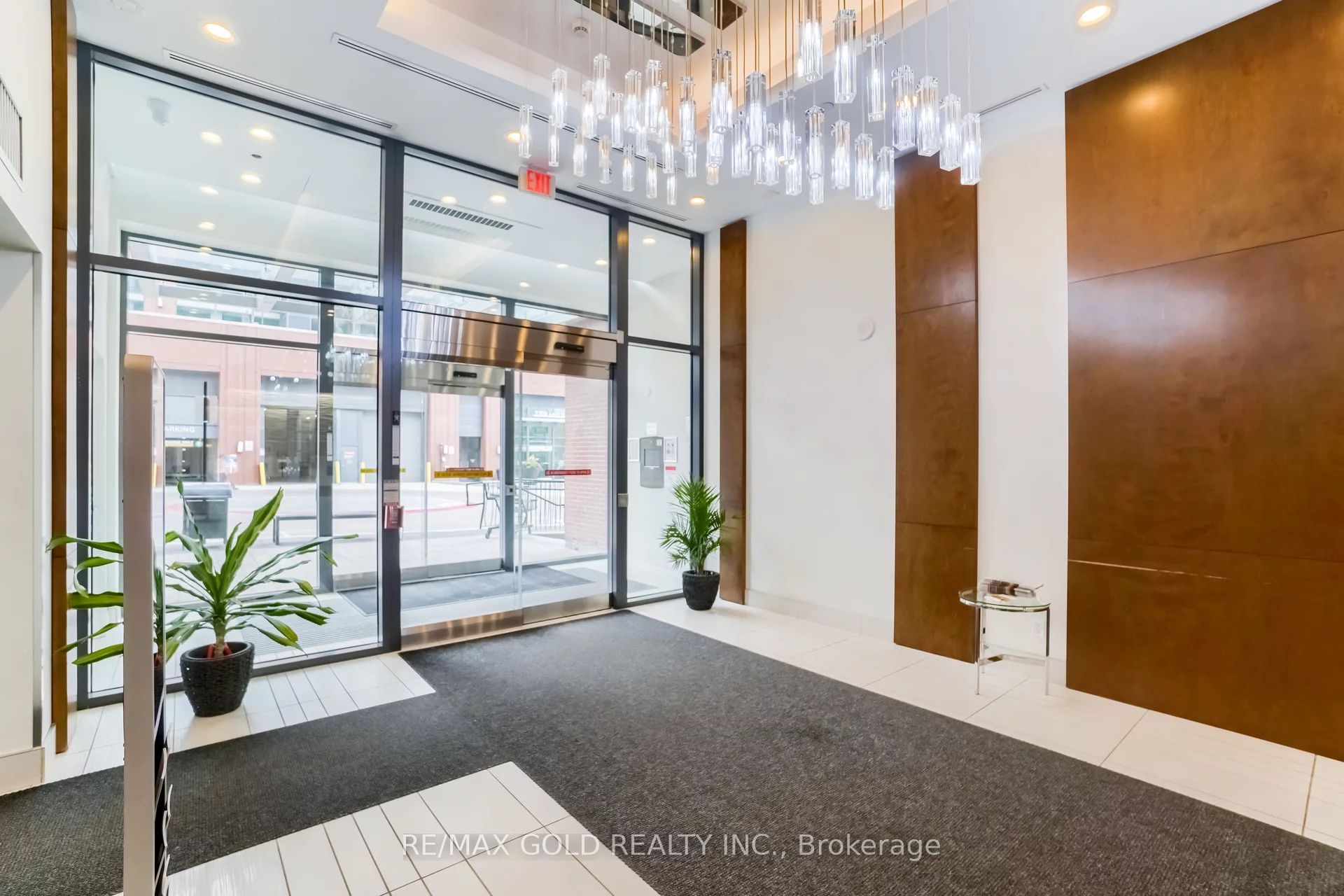 2212 Lakeshore Boulevard 3308