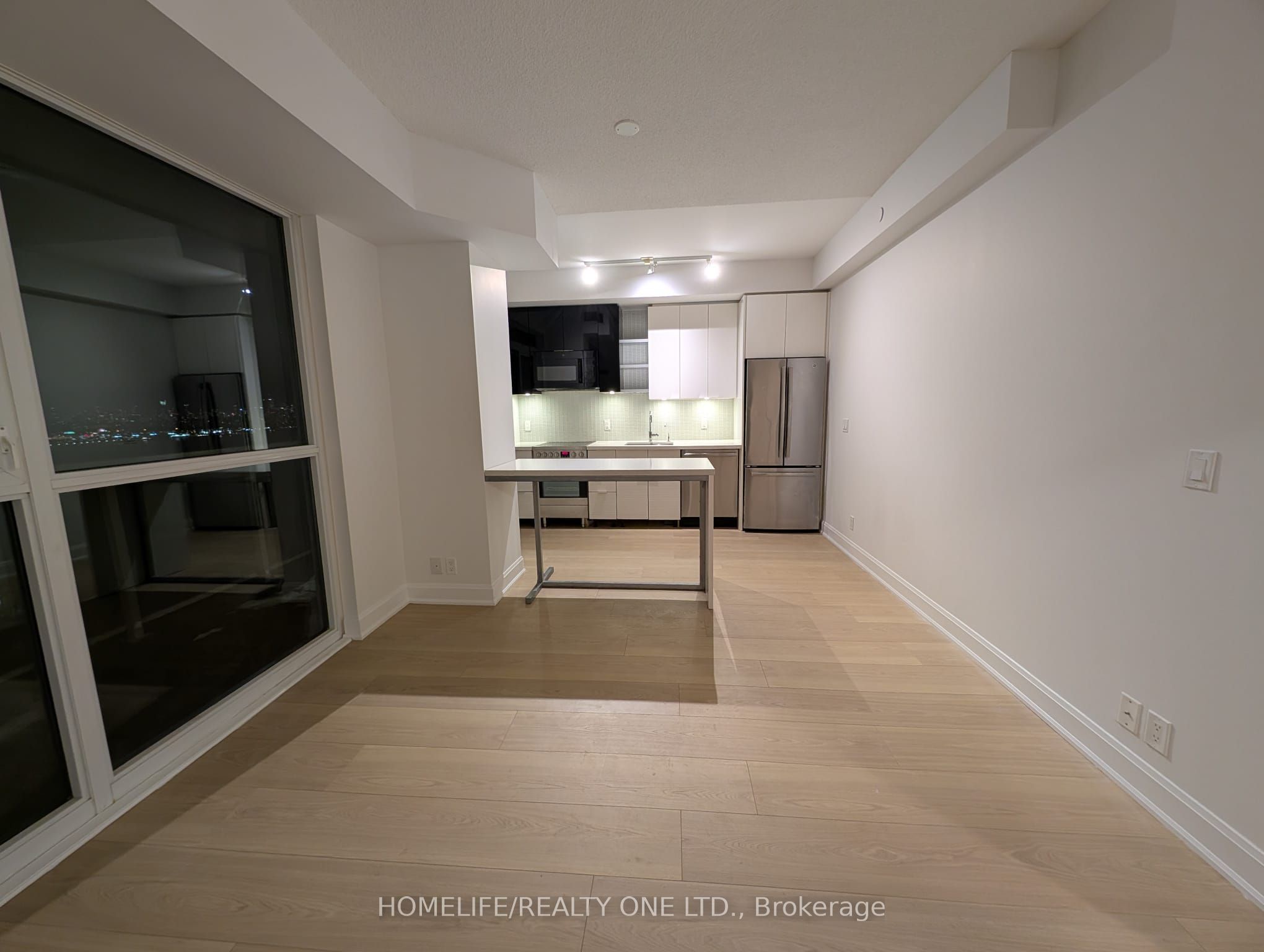 33 Shore Breeze Drive 3108