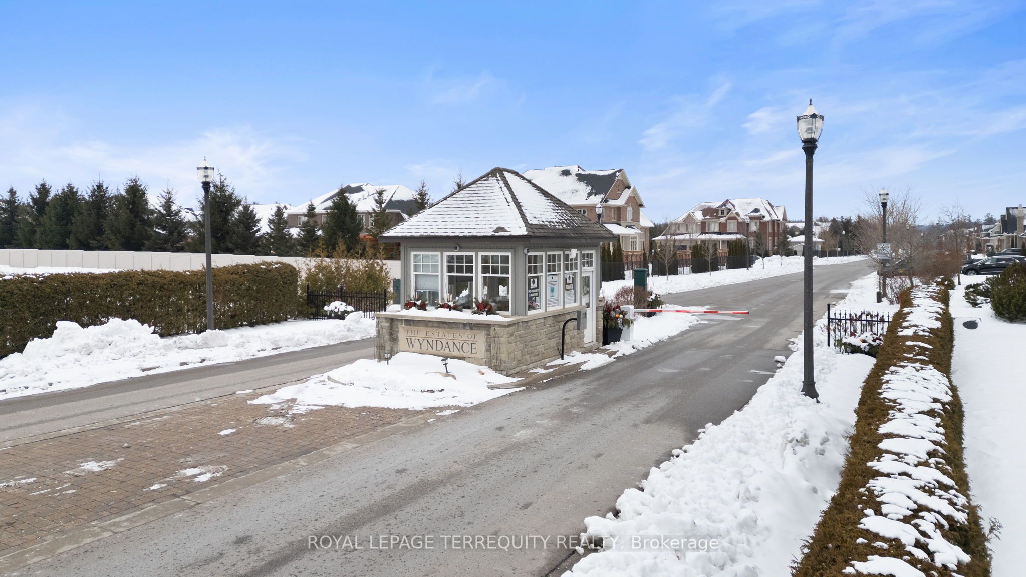 20 Country Club Crescent