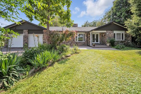 8438 Ninth Line Halton Hills ON L0P 1K0