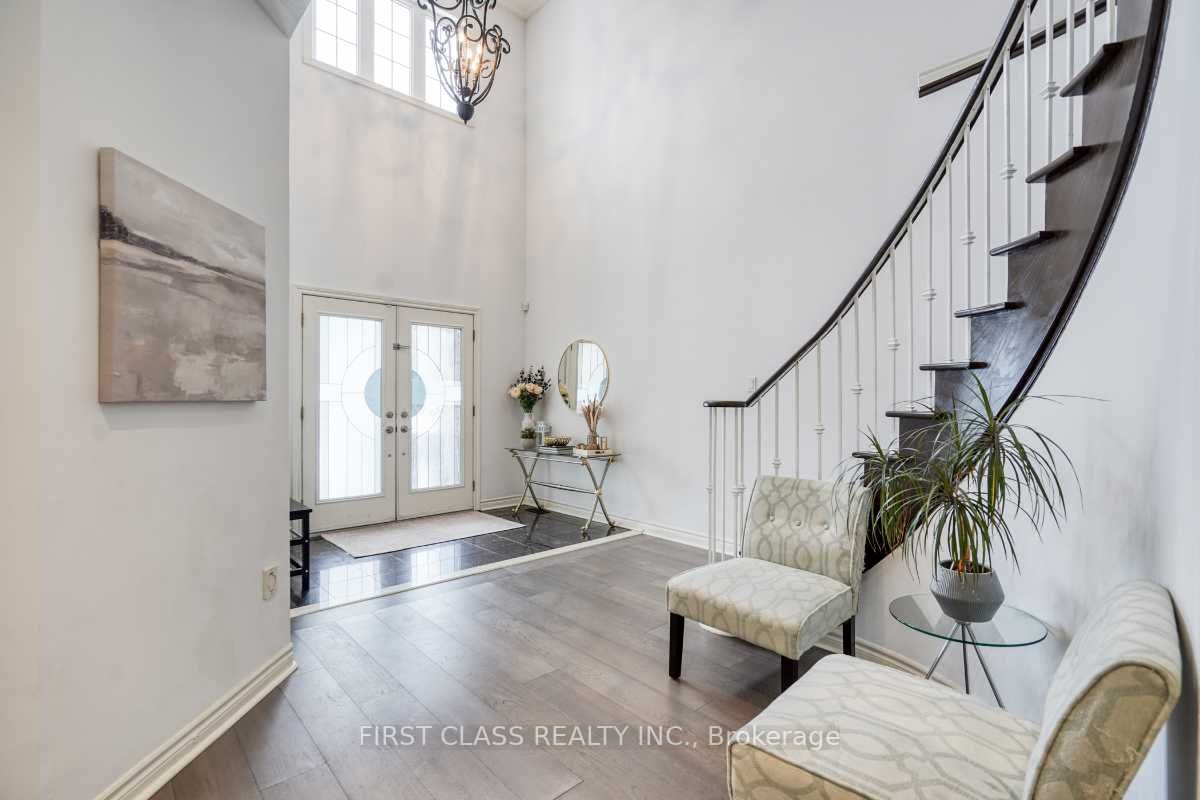 36 Brackenwood Avenue