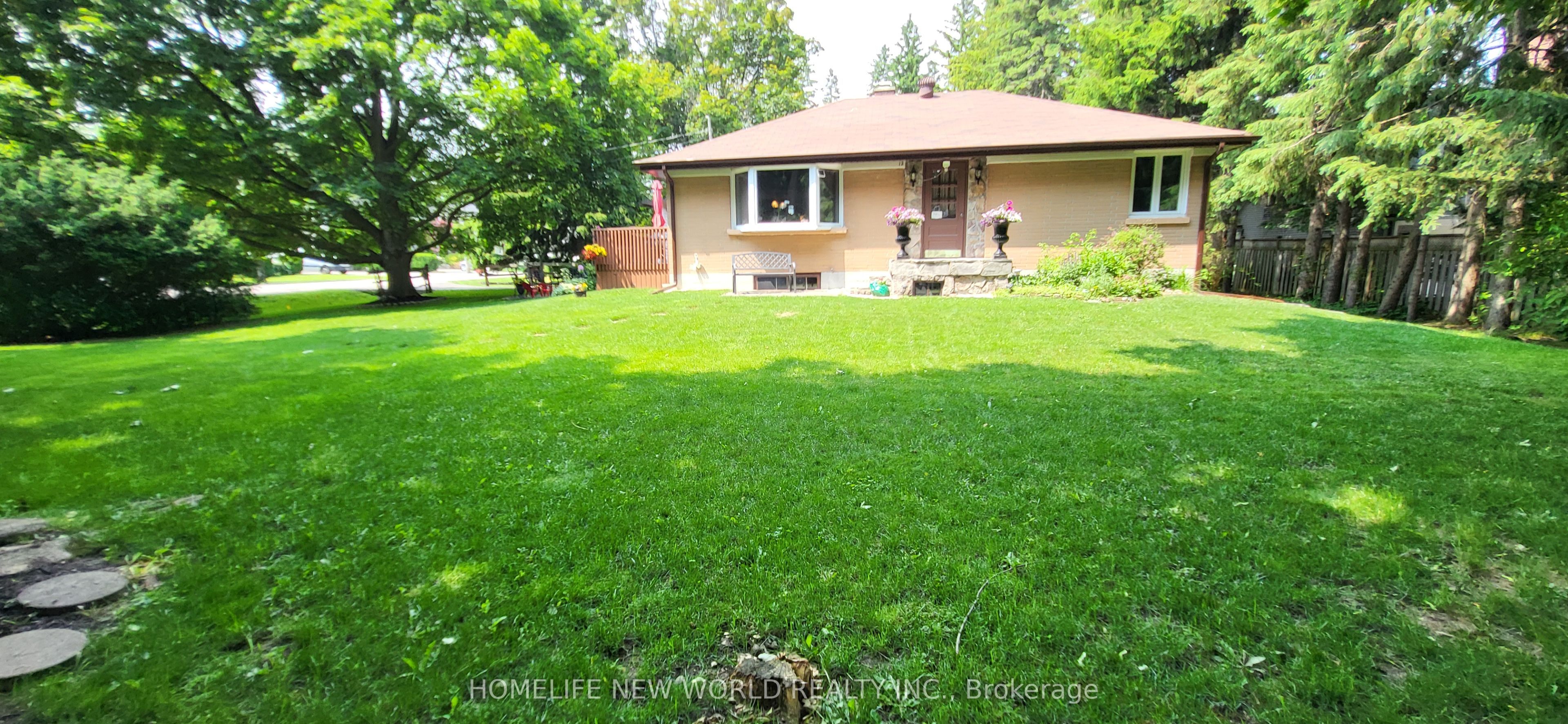 12 riverview Road S