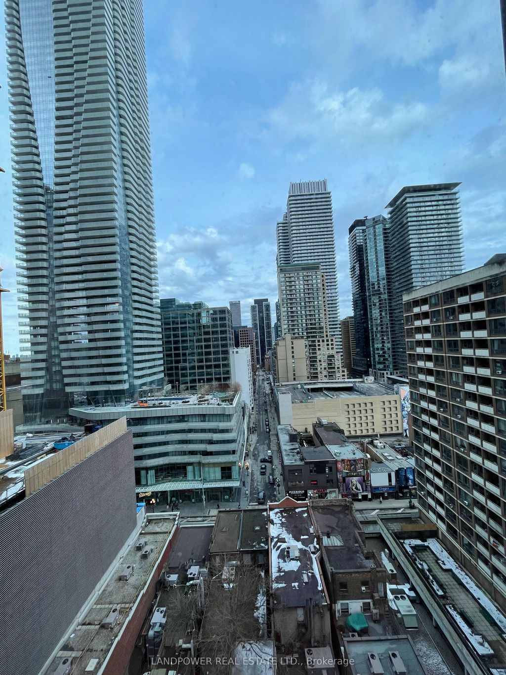 Photo of 21 Balmuto Street #1501, Toronto, ON M4Y 1W4 (MLS # C12904050)