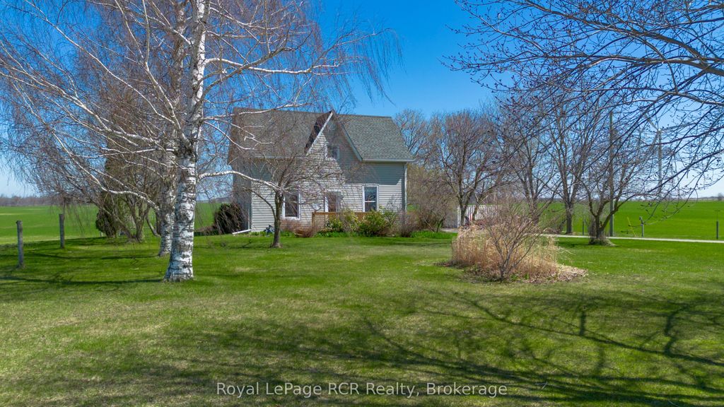 Photo of 1072 Concession 10 Concession, Kincardine, ON N0G 2N0 (MLS # X13036638)