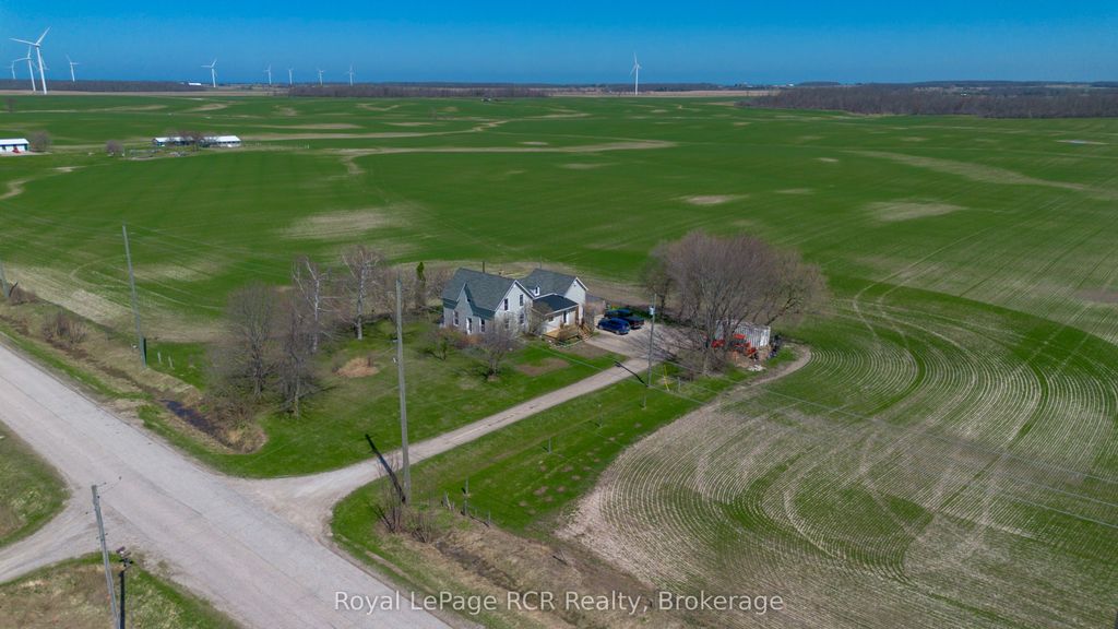 Photo of 1072 Concession 10 Concession, Kincardine, ON N0G 2N0 (MLS # X13036638)