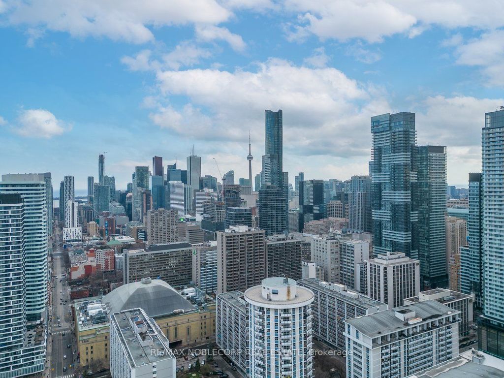 Photo of 6 Luscombe Lane, Toronto, ON M4Y 3B5 (MLS # C13021398)