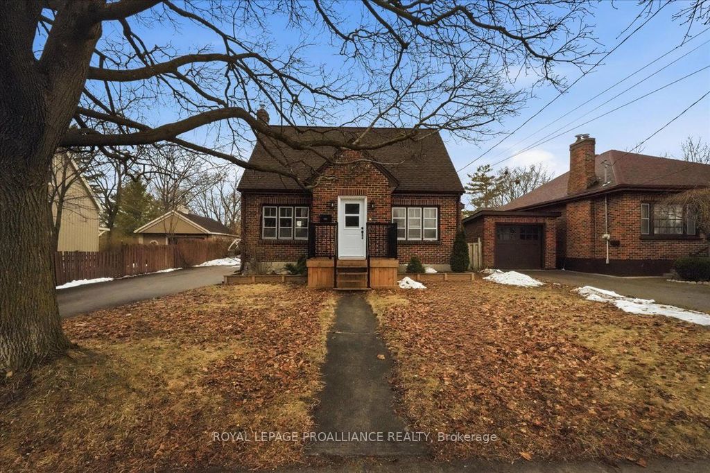 Photo of 322 Dufferin Avenue, Belleville, ON K8N 3X7 (MLS # X13038378)