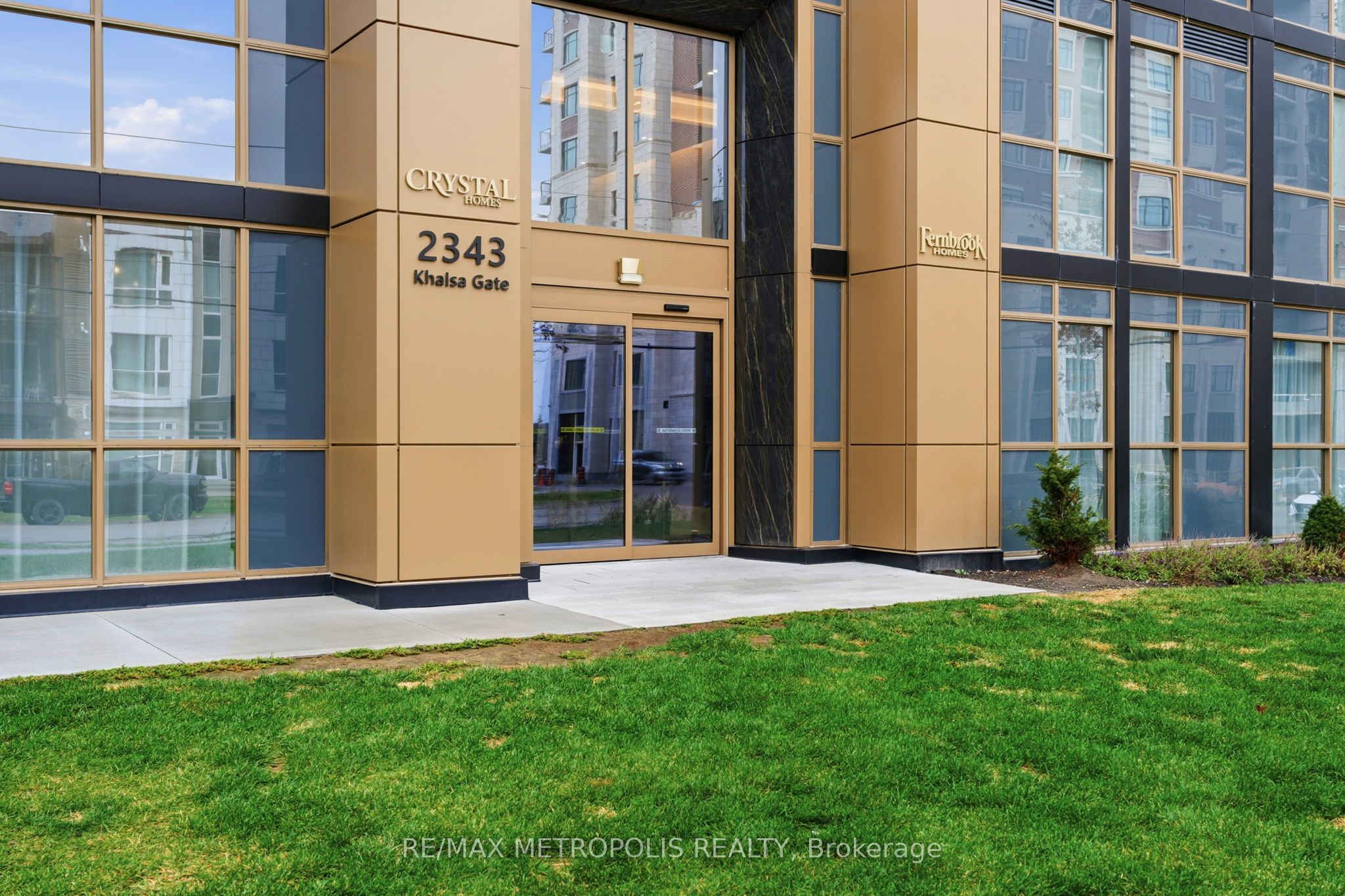 2343 Khalsa Gate 840