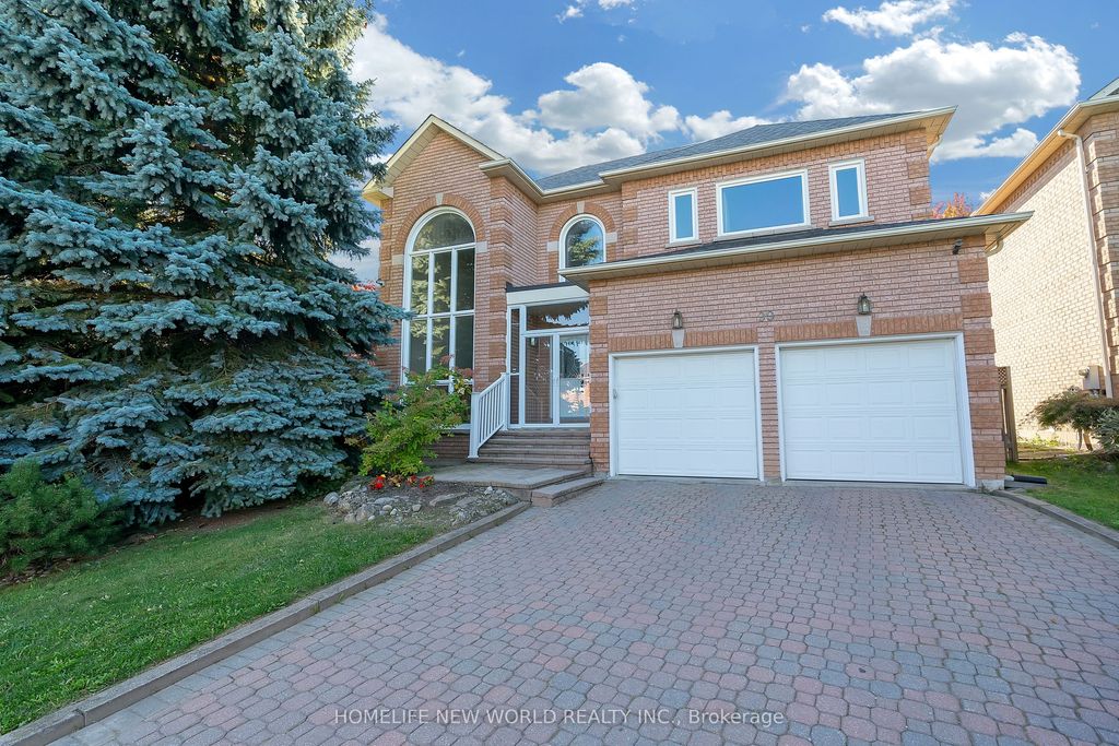 Photo of 99 Clarendon Drive, Richmond Hill, ON L4B 3W5 (MLS # N12457941)