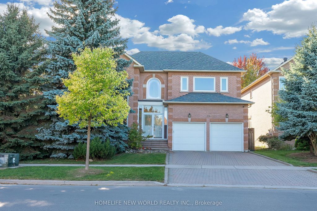 Photo of 99 Clarendon Drive, Richmond Hill, ON L4B 3W5 (MLS # N12457941)