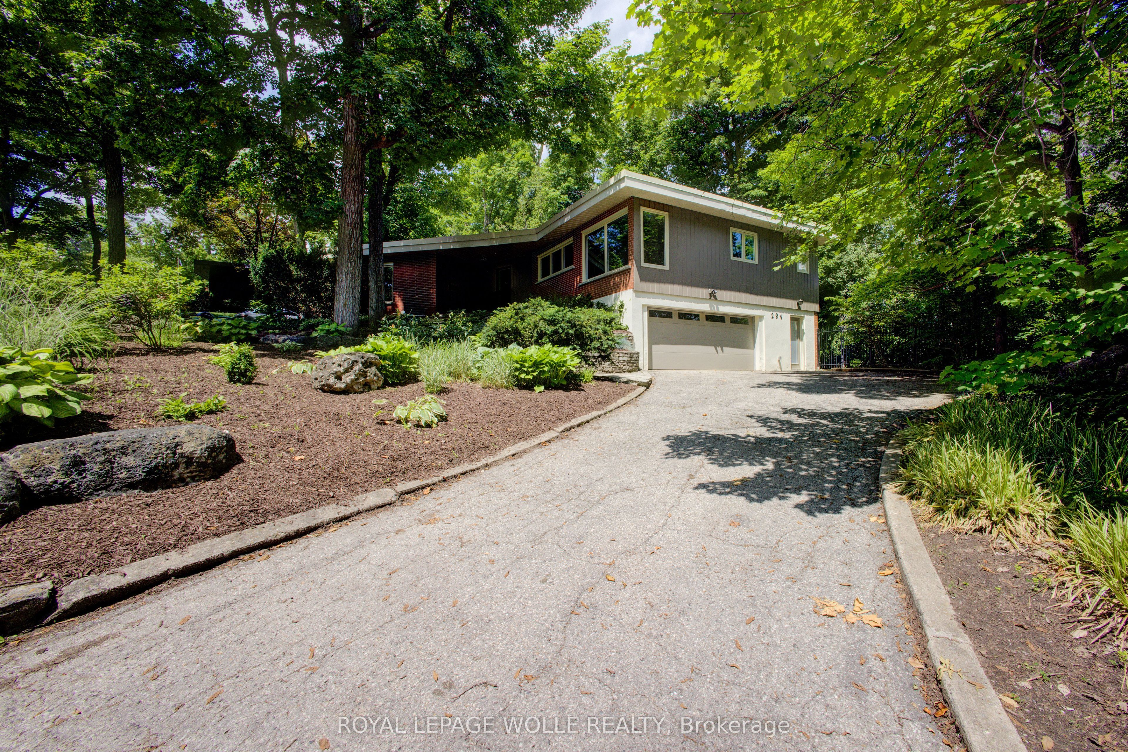 294 Algonquin Drive