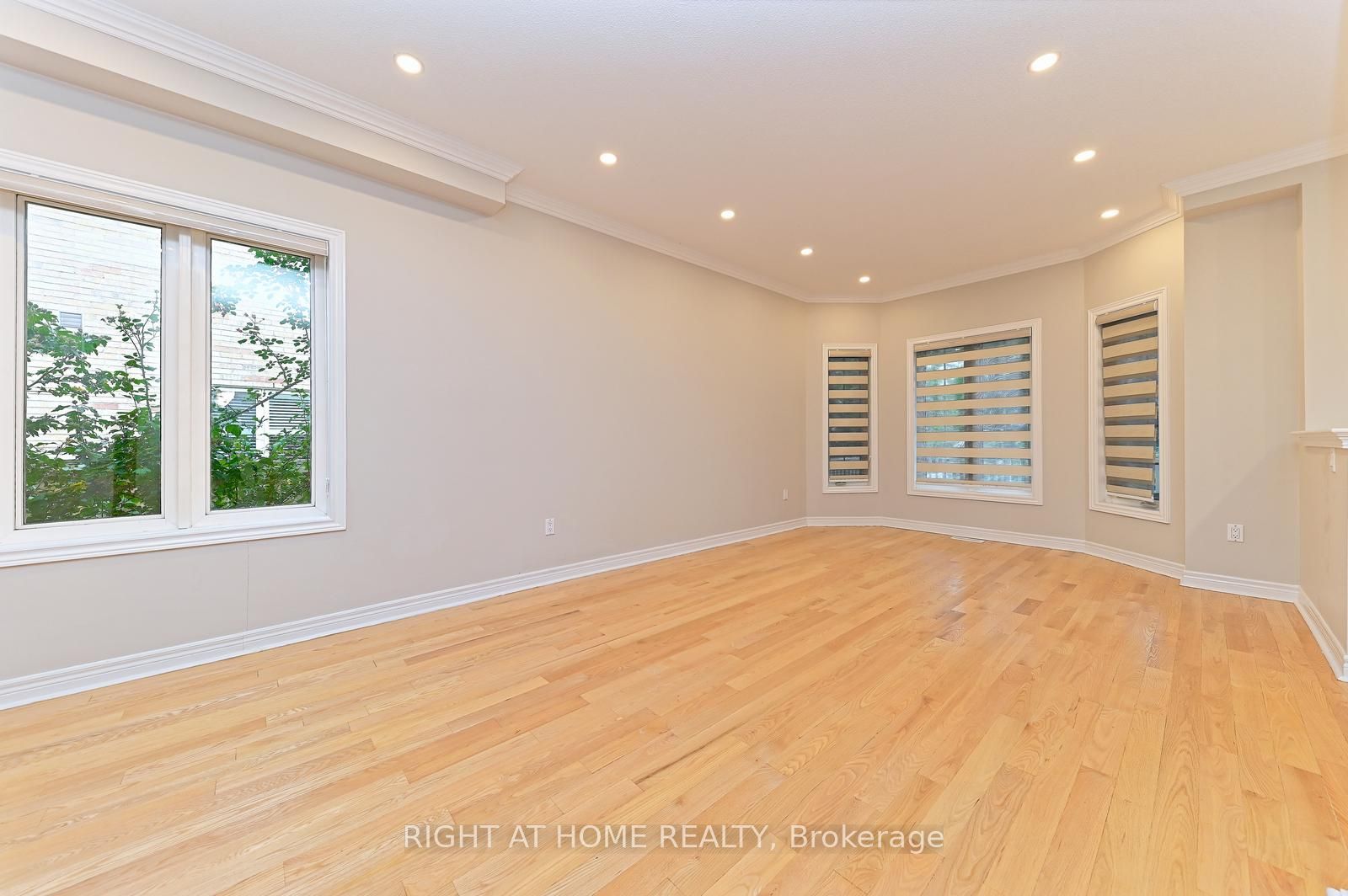 6843 Campbell Settler Court E