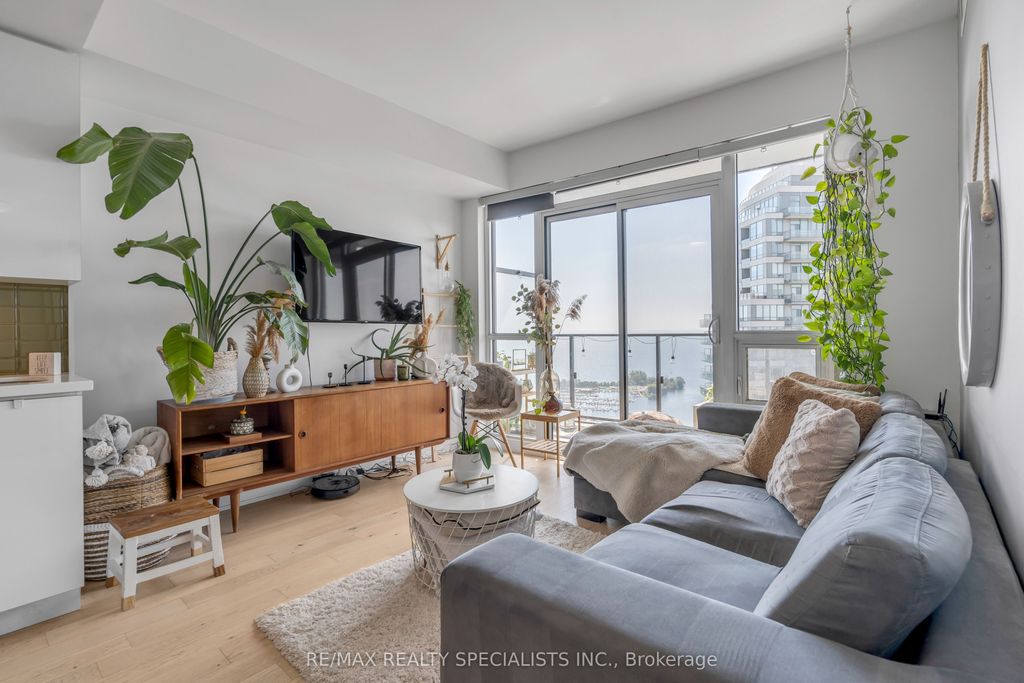 Photo of 2212 Lake Shore Boulevard #4304, Toronto, ON M8V 0C2 (MLS # W13086890)